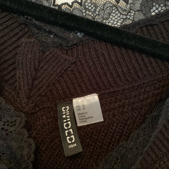 H&M | Lace-trimmed sweater - Picture 5 of 6